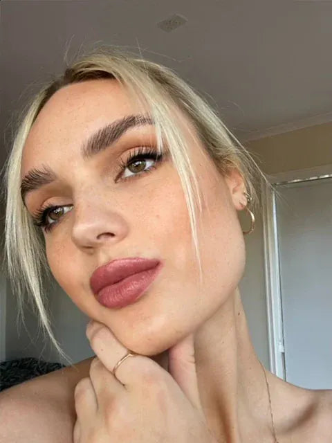 Suzy. Lipsticks Lipstick Satin Luxe Dusty Rose