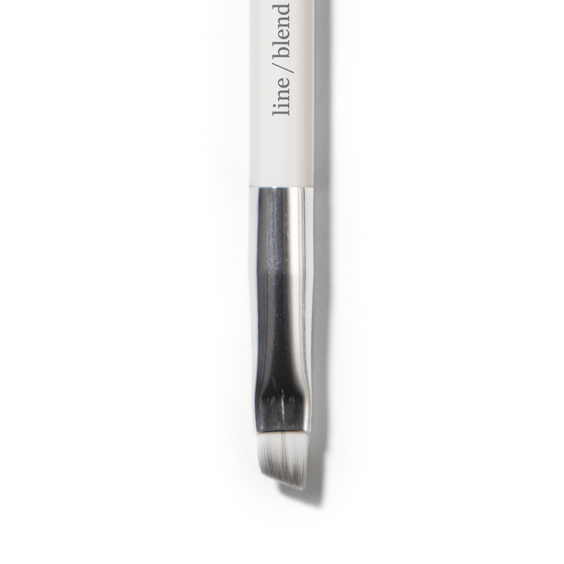 Ere Perez Skincare Eco Vegan Line & Blend Brush